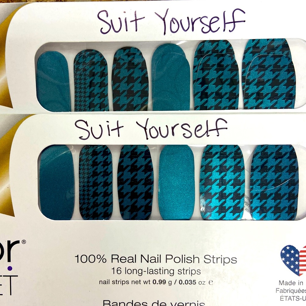 ColorStreet- 2/$22